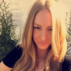 Meet your Posher, Leah